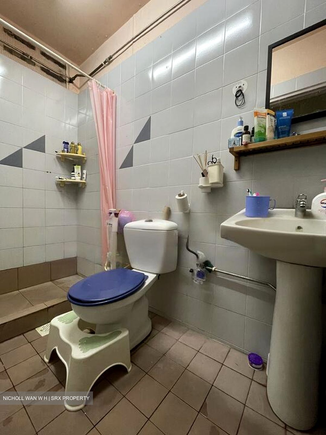 Fernvale Road (D28), Semi-Detached #458683701